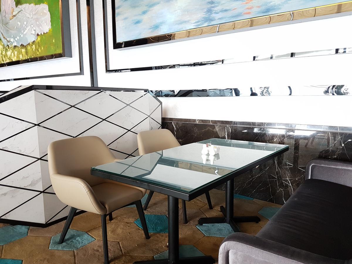 Altabia Suites At Times Squarer Kuala Lumpur Bagian luar foto